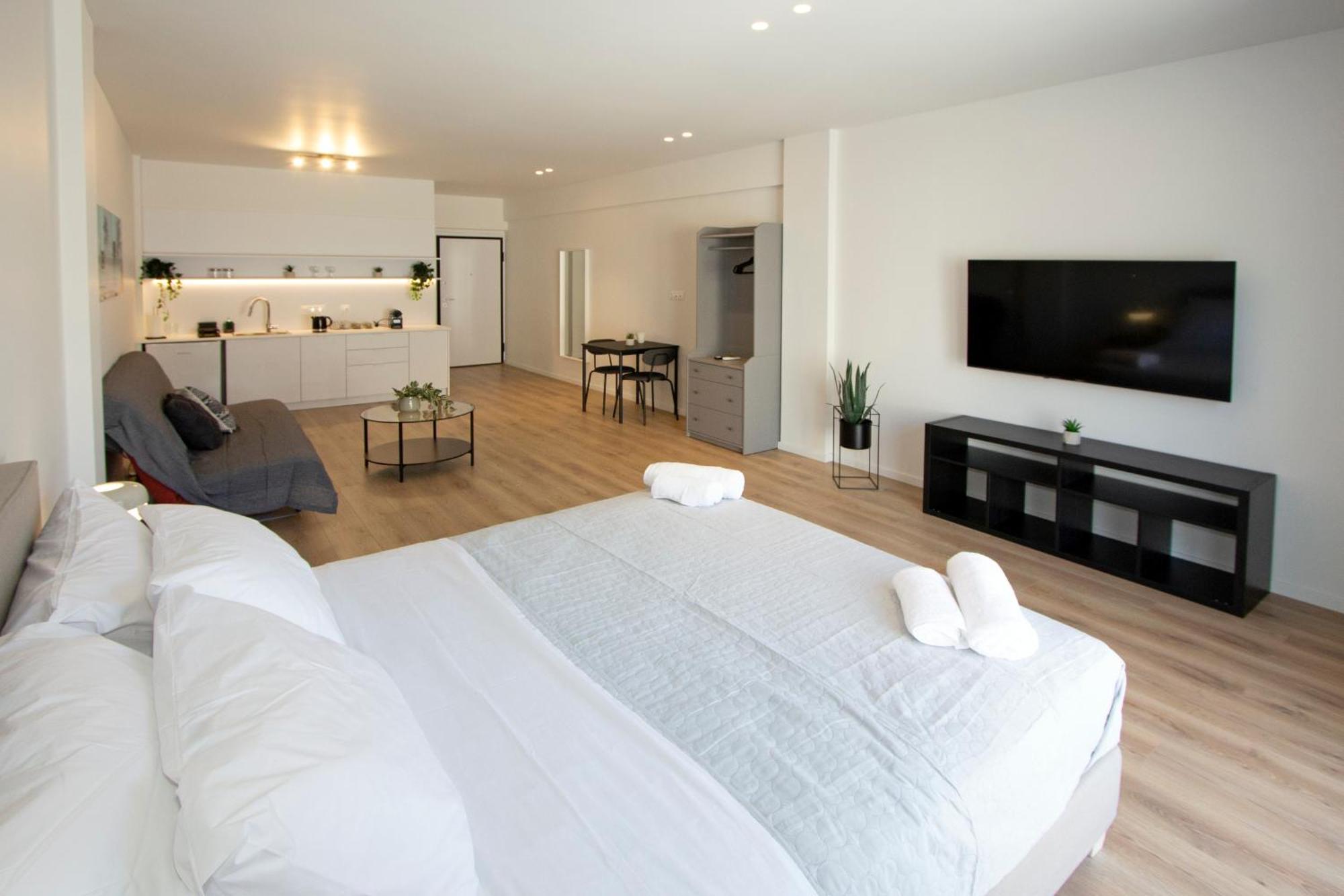 Frinely Apartments Atena Exterior foto